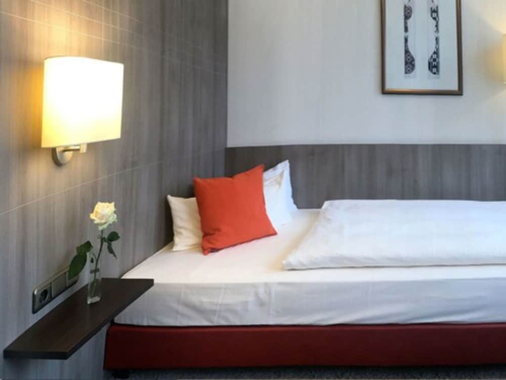 Comfort Single Room