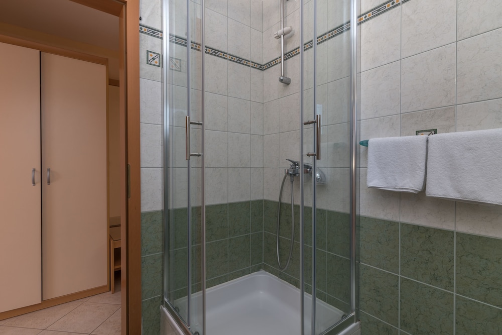 Superior Apartment, City View - Photo 7