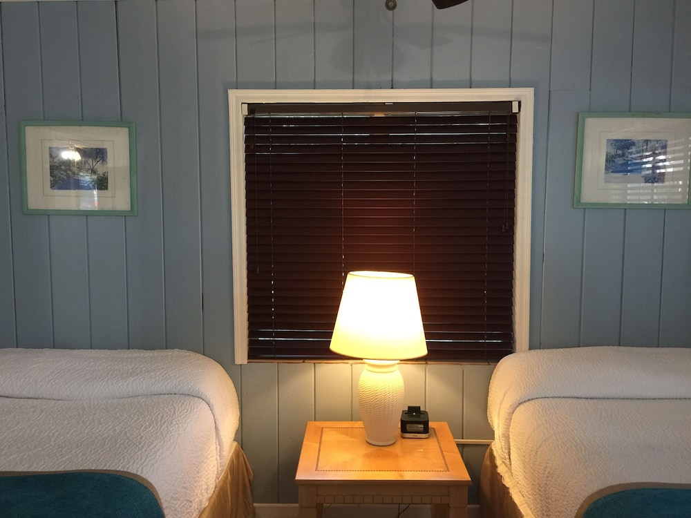 Cottage, 2 Queen Beds, Kitchenette photo 2
