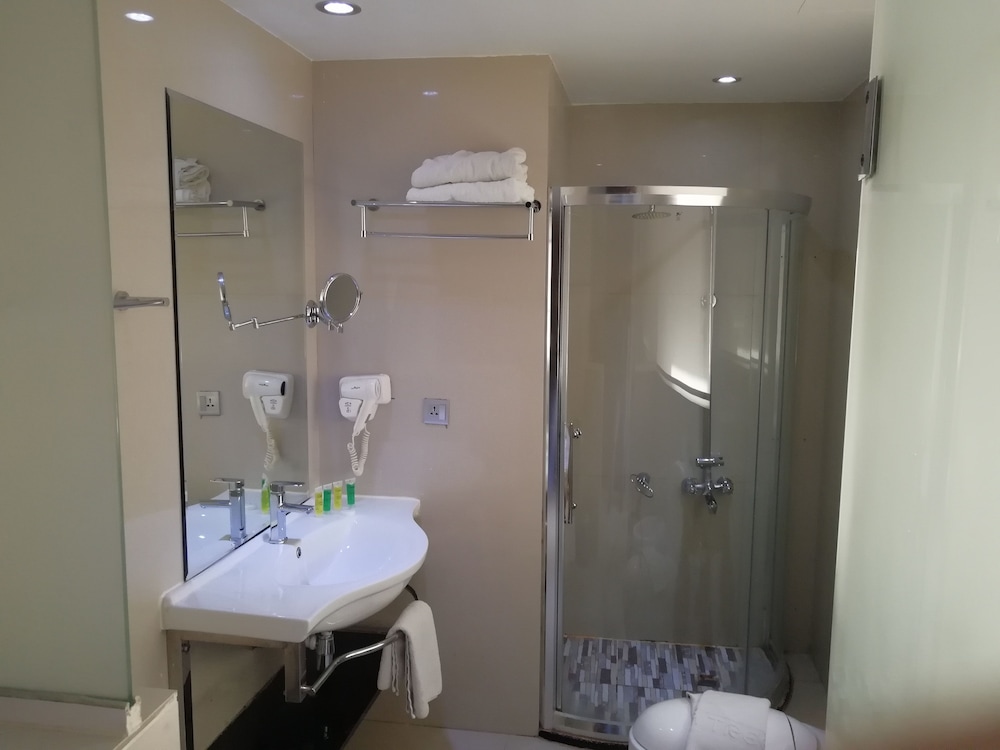 Double or Twin Room photo 3