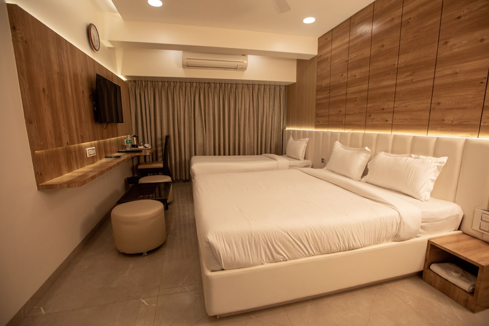 Executive Triple Room