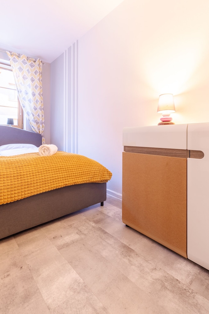 Classic Apartment - Photo 9