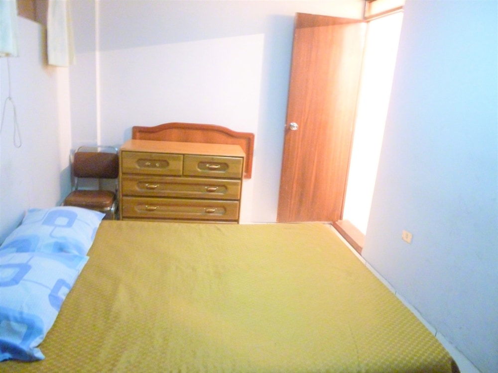 Single Room, 1 Double Bed