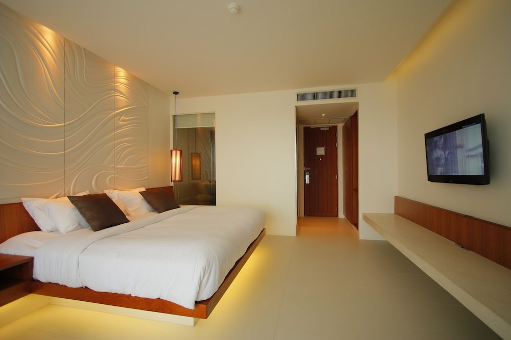 Deluxe Double or Twin Room photo 3