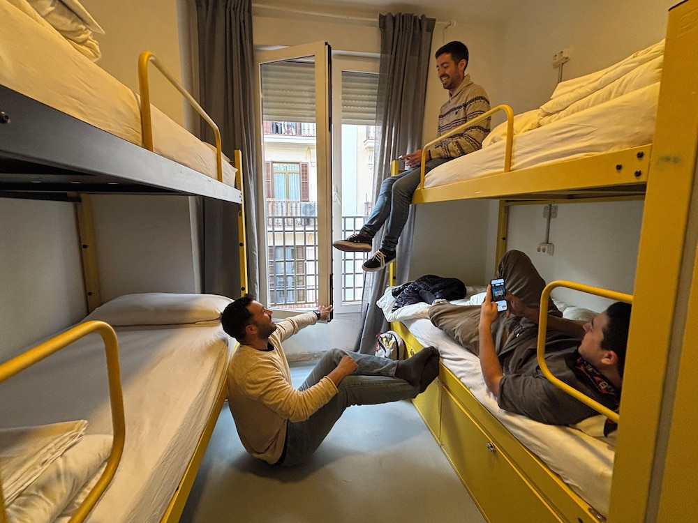 Classic Shared Dormitory, Mixed Dorm photo 2