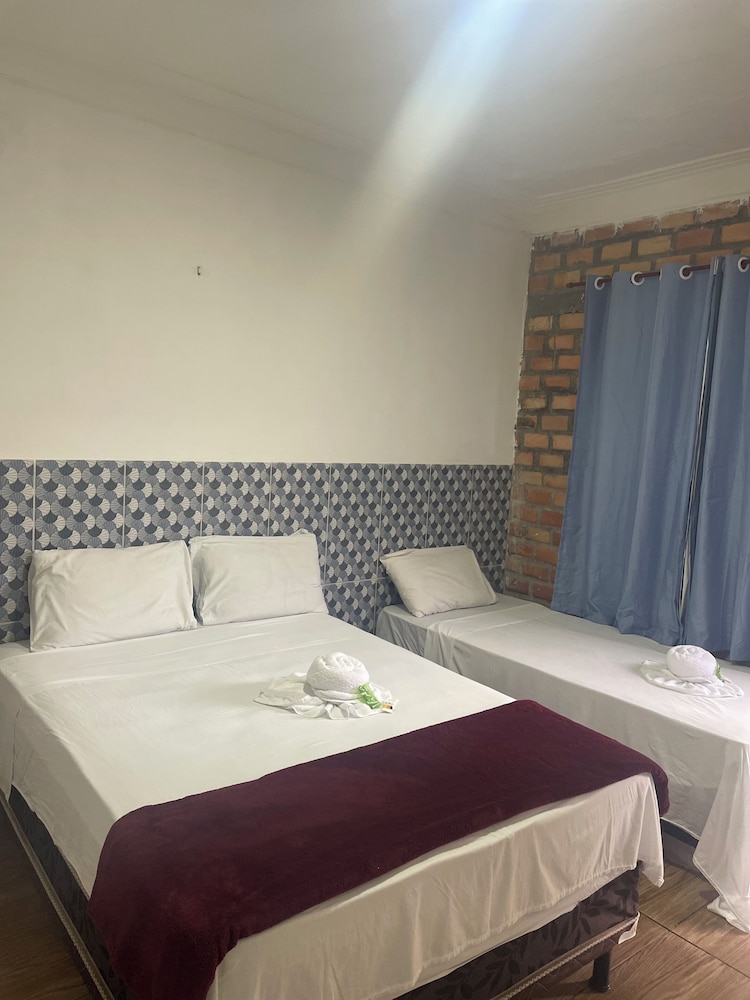Deluxe Double or Twin Room - Photo 6