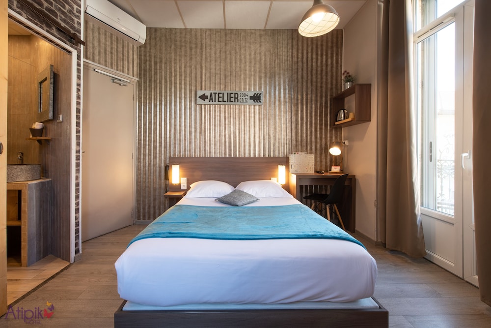 Standard Room, Balcony, City View