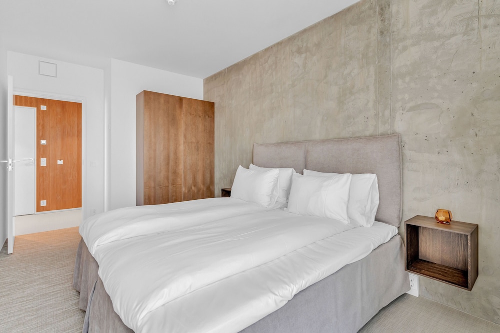 Deluxe apartment with balcony - Photo 3