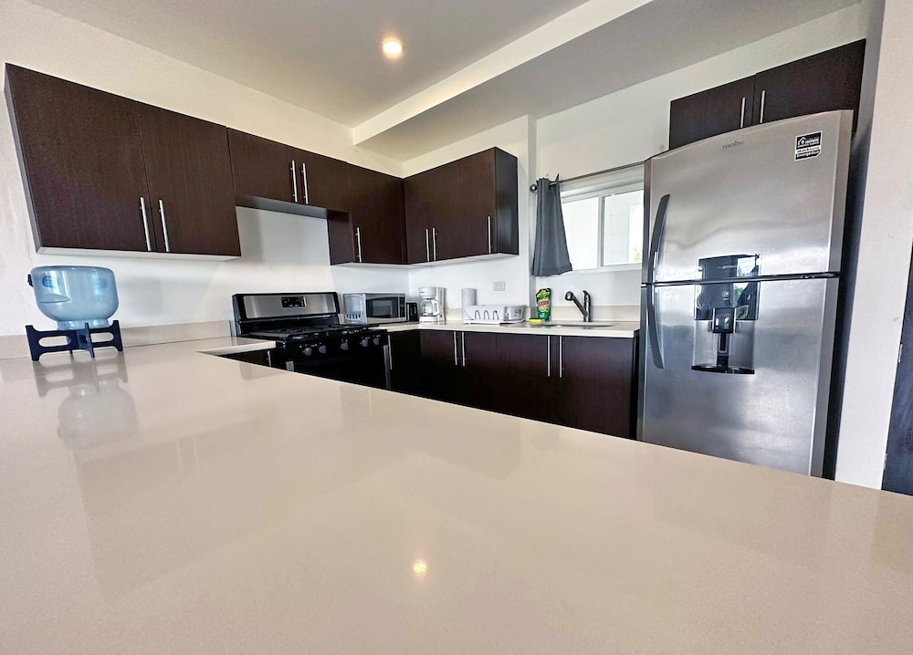 Condo photo 3