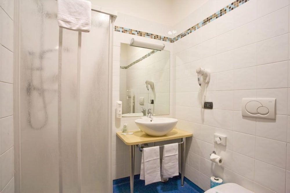 Double Room Single Use photo 3