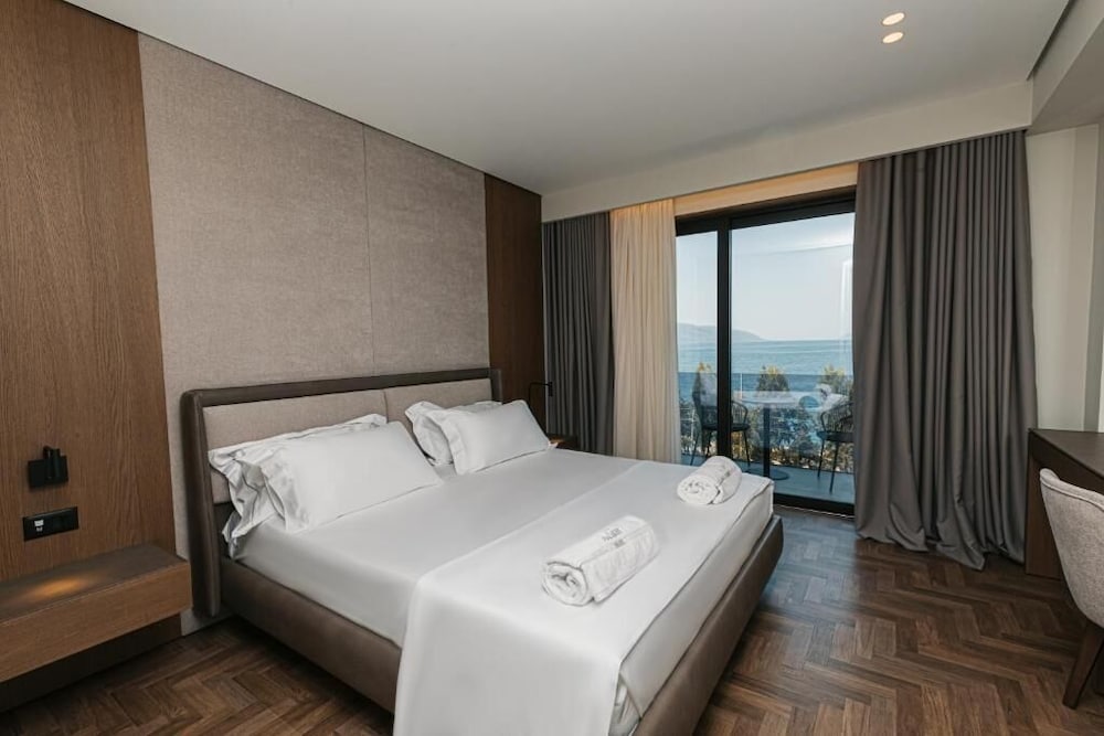 Deluxe Double Room, Sea View photo 1