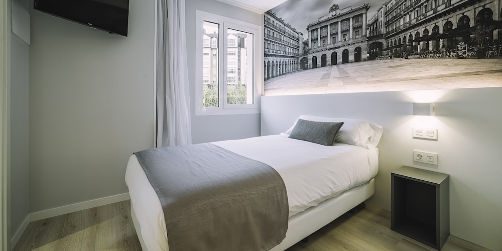 Junior Double Room, City View