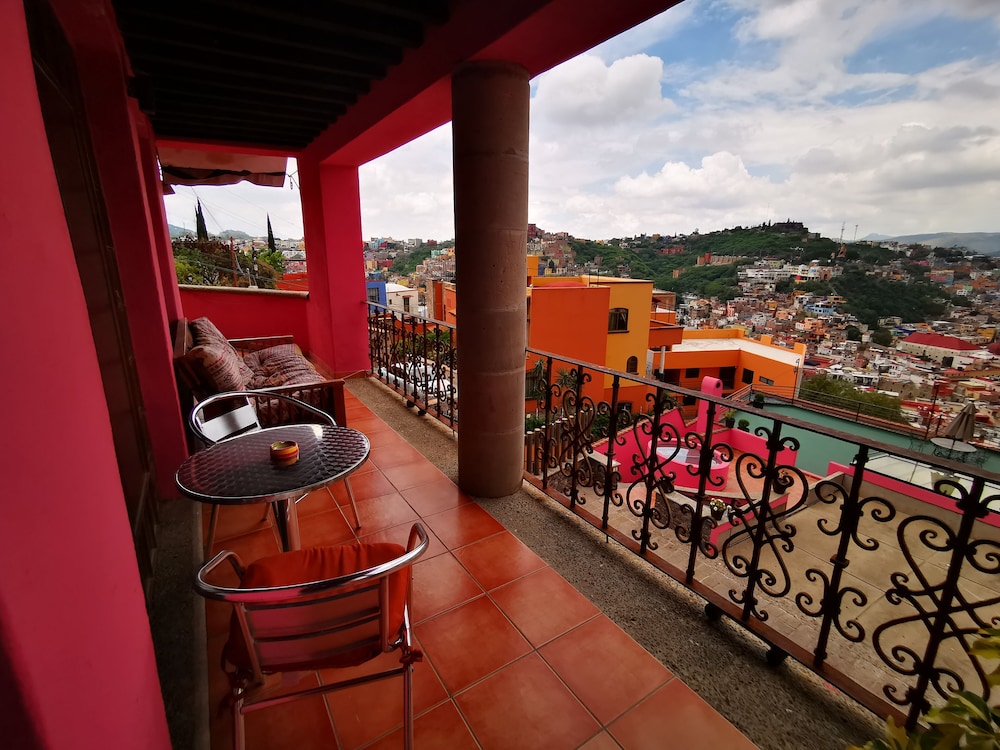 Deluxe Quadruple Room, Multiple Beds, Terrace, City View (Godiva) photo 2