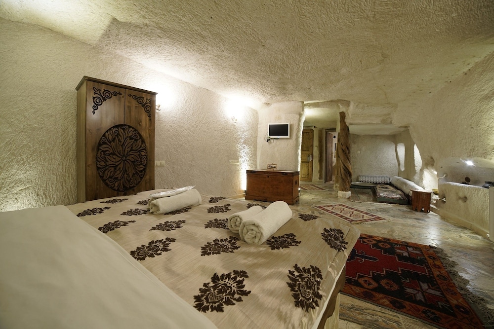 Cave Double Room