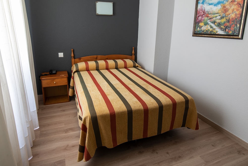 Economy Room, 1 Double Bed, Air conditioning, Courtyard View