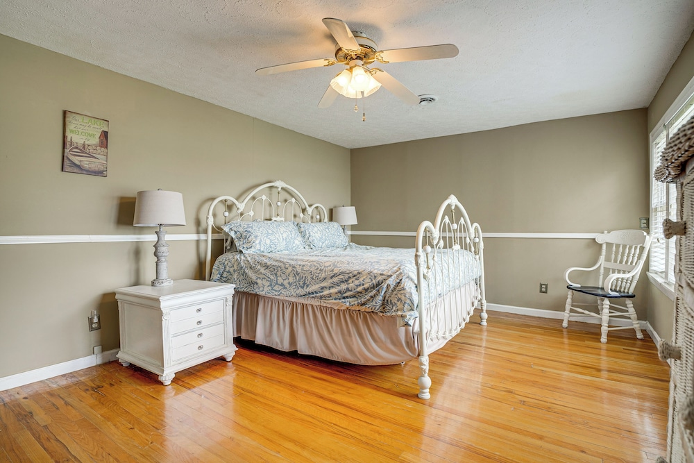 House (4 Bedrooms) photo 2