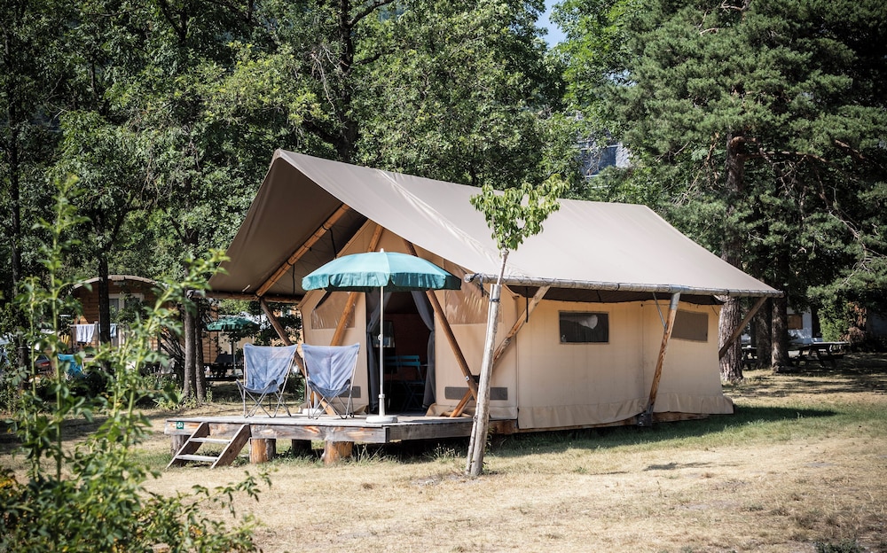 Tent, 2 Bedrooms (Trappeur)