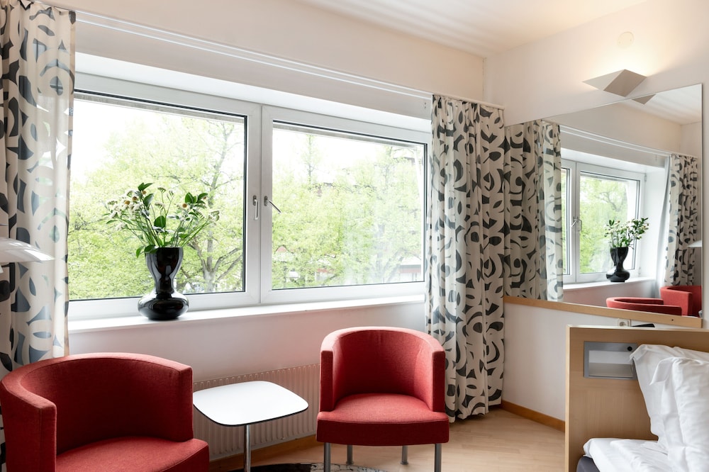 Standard Double Room - Photo 3