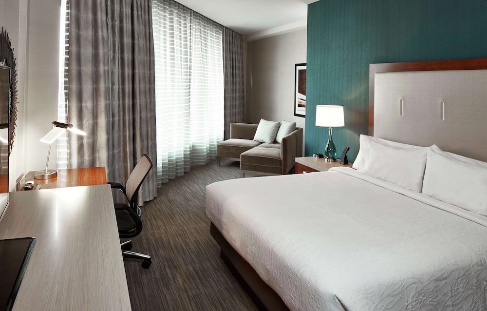 Junior Suite, 1 King Bed photo 3