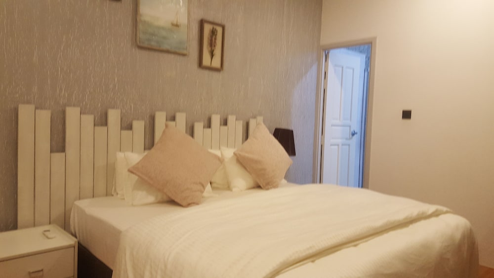 Deluxe Double Room, Accessible, Non Smoking photo 1