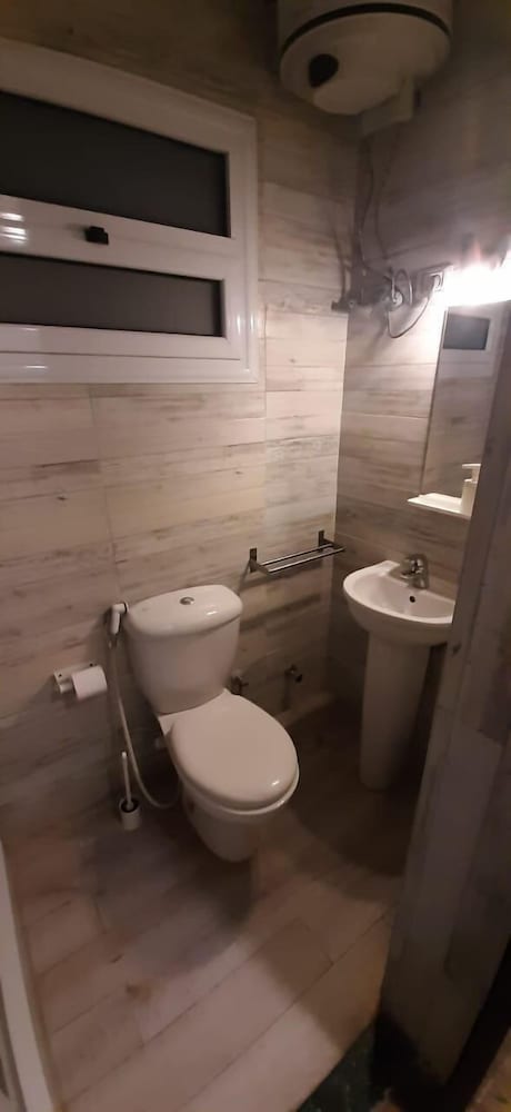 Comfort Suite, 1 Queen Bed with Sofa bed, Refrigerator photo 3