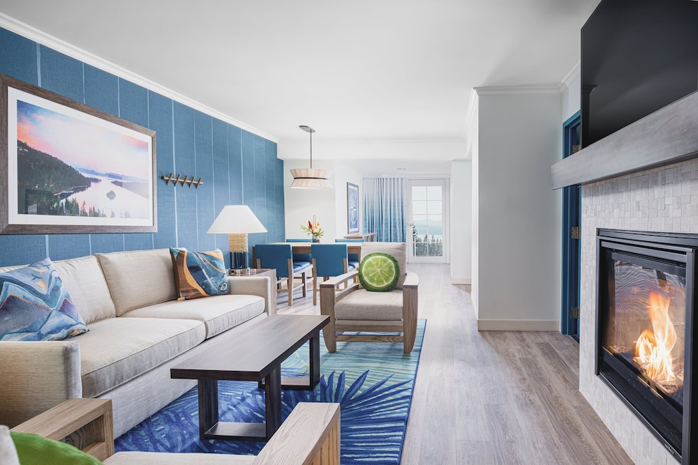 Suite, Balcony (Good Vibes, Accessible Tub)