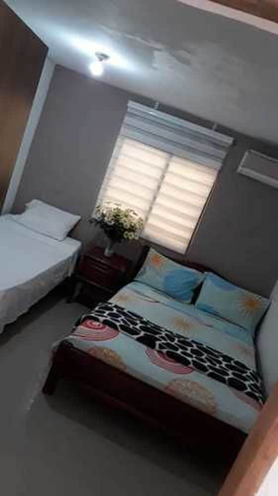 Basic Triple Room, Multiple Beds, Non Smoking (Ceiling Fan)