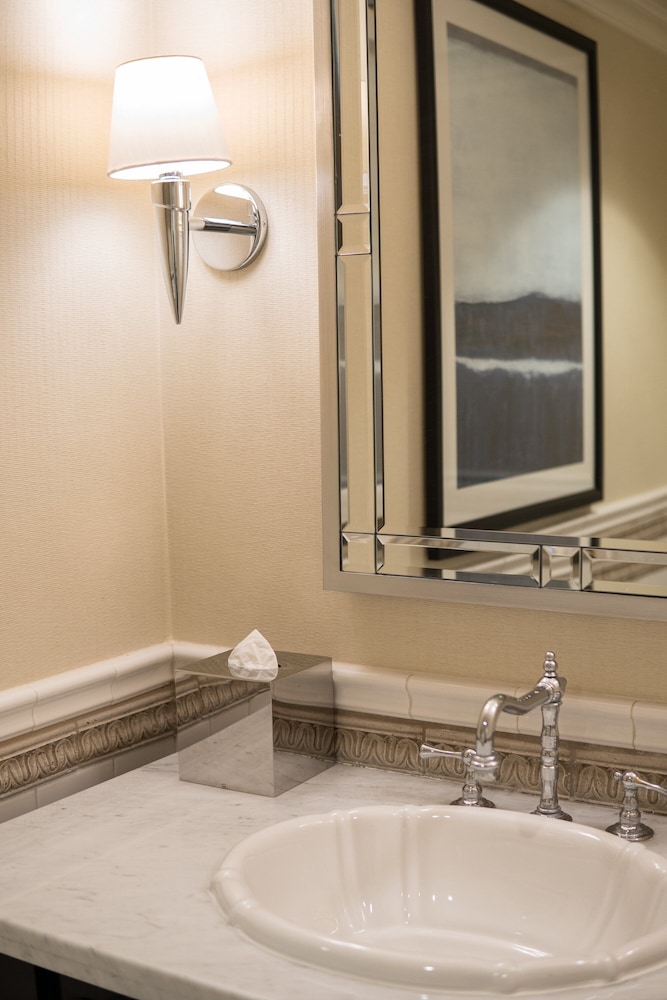 Grand Suite - One Bedroom - Photo 7