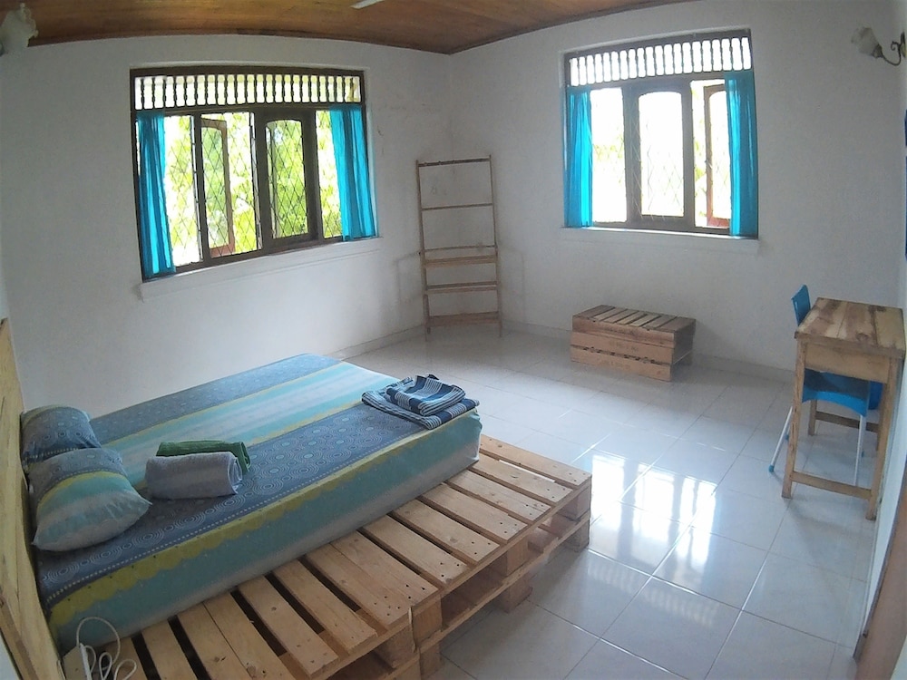 Economy Double Room photo 1