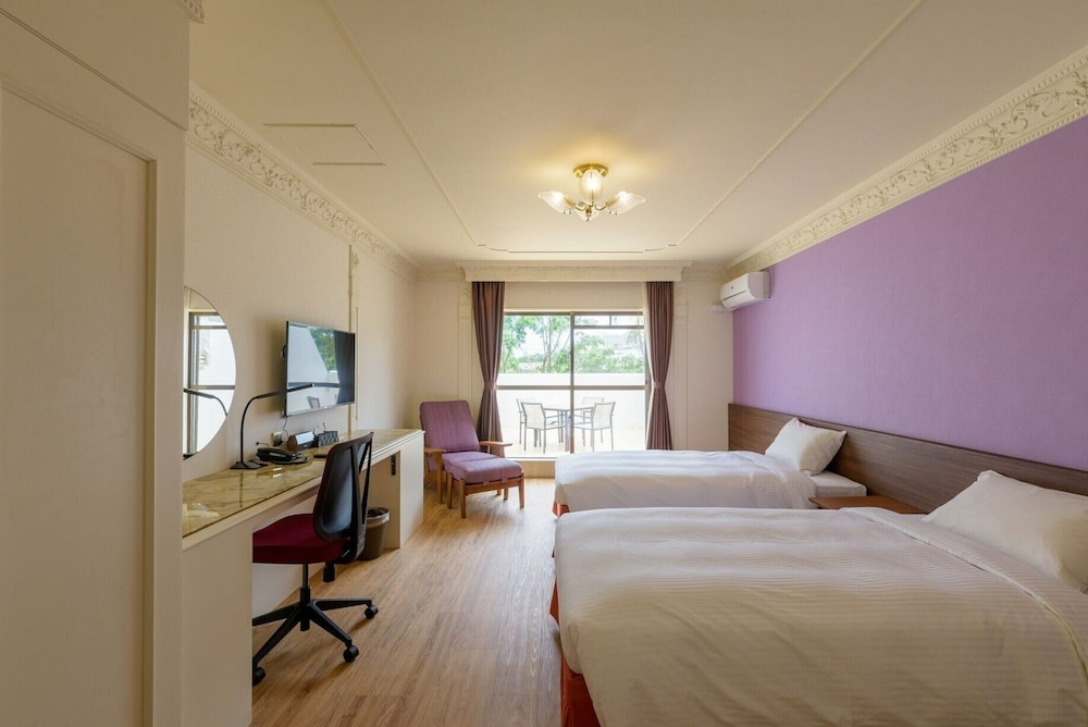 Superior Room, Non Smoking - Photo 3