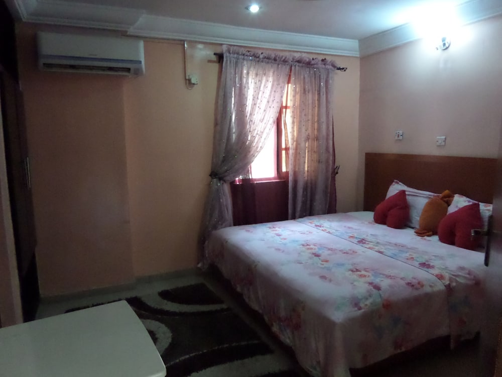 Royal Room, 1 Queen Bed