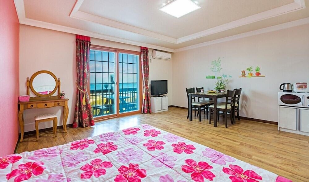 Room (Hatsal Bada) - Photo 3