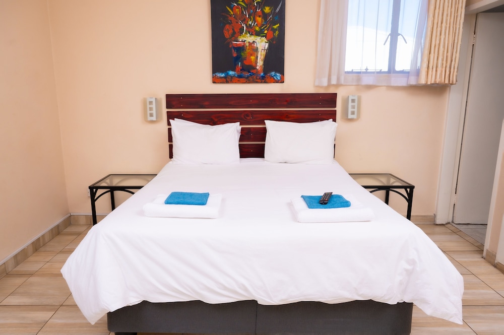 Superior Double Room, 1 Bedroom, Non Smoking, Refrigerator photo 3