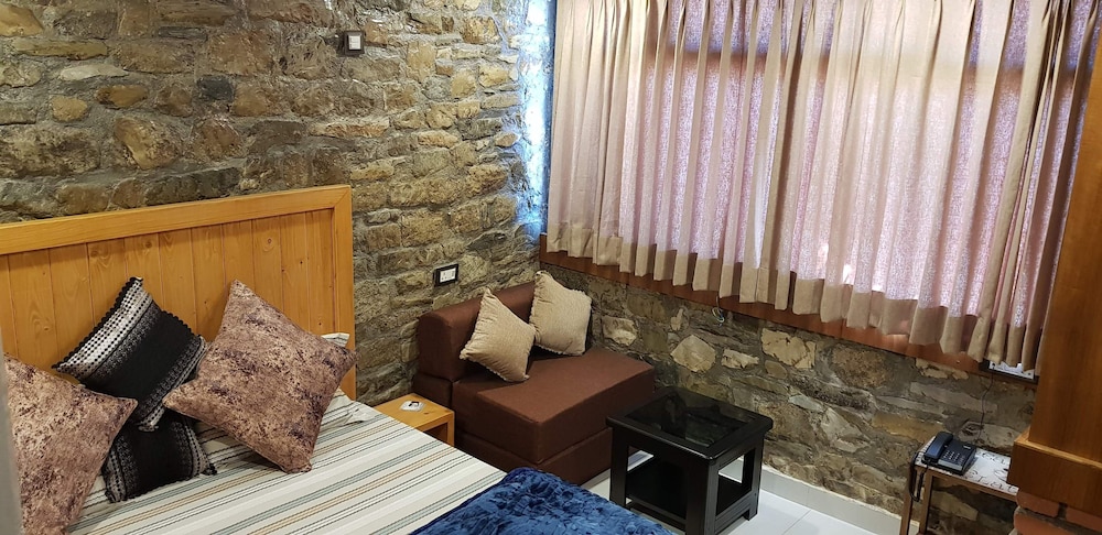 Maple Club Room - Photo 11