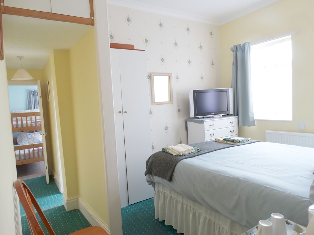 Suite, Ensuite (2 Adults & 2 Child) photo 1