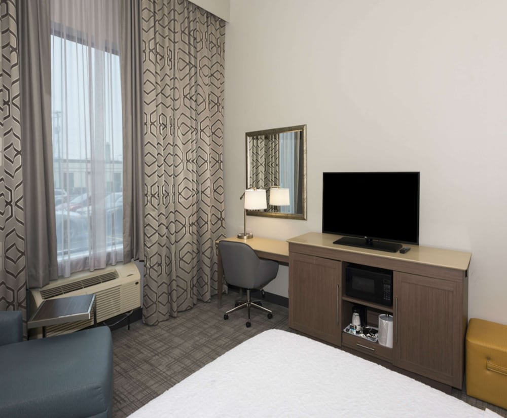 Room, 1 King Bed, Accessible, Non Smoking