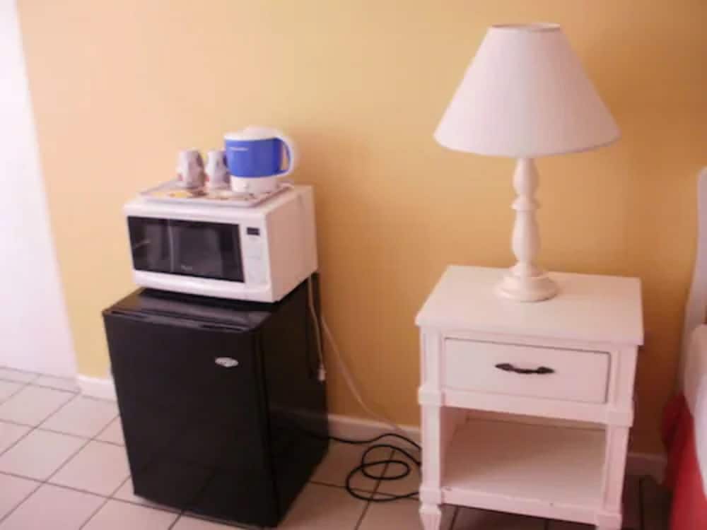 Standard Room, 2 Double Beds photo 3