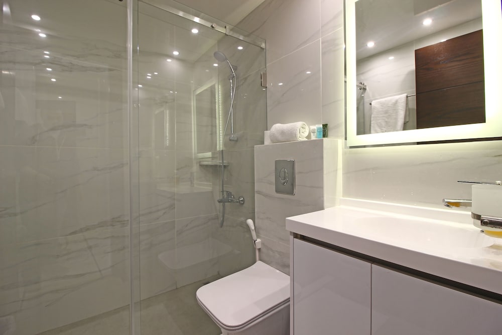 Deluxe Room, Sea View - Photo 2