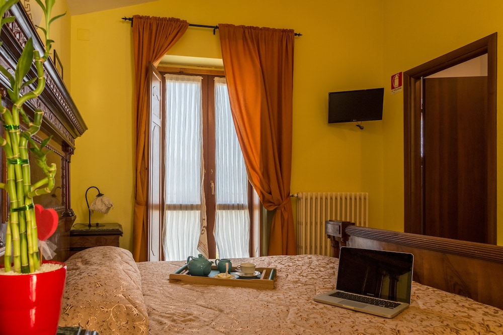 Double or Twin Room photo 2
