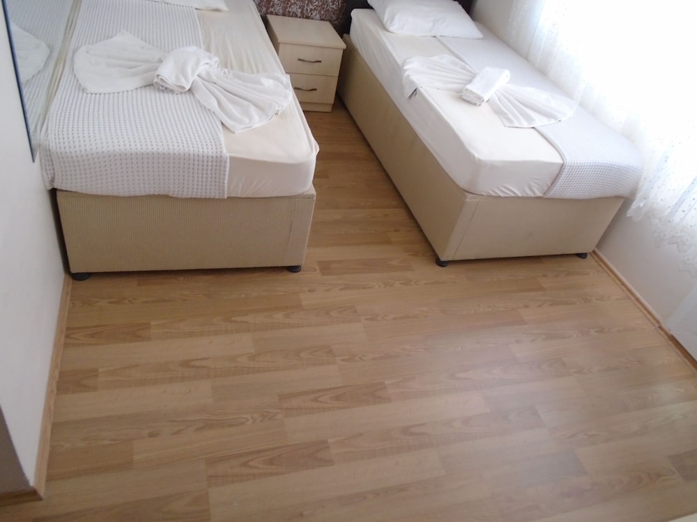 Standard Triple Room photo 2