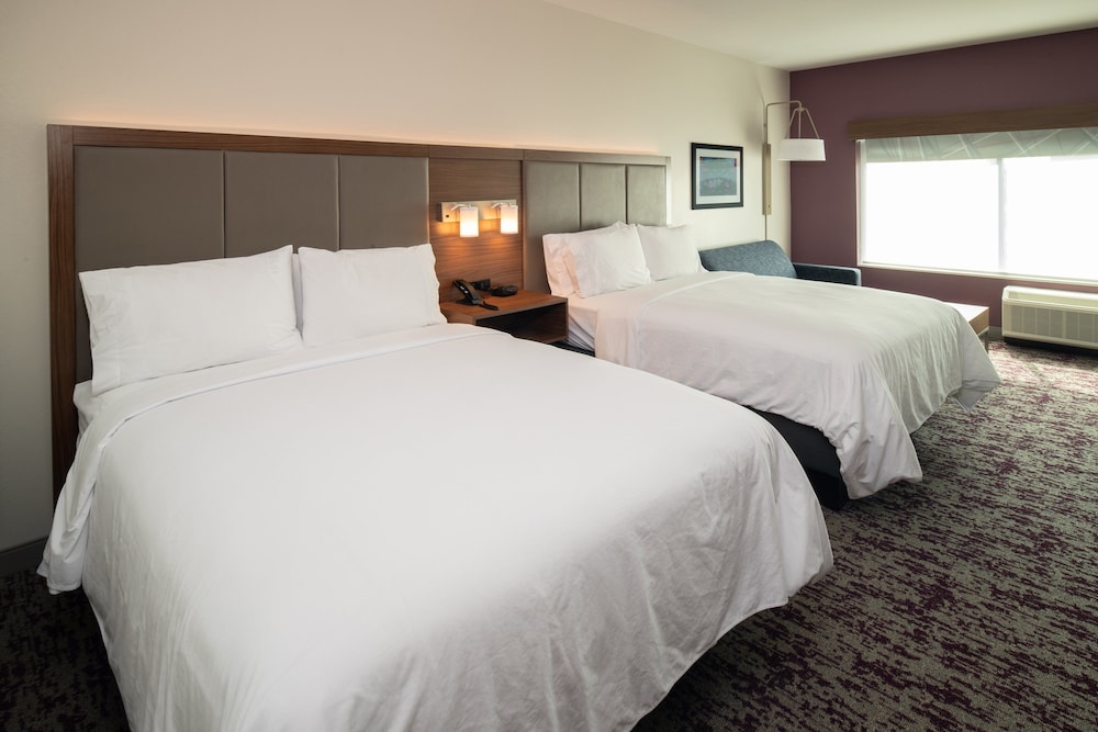 Suite, 2 Queen Beds, Accessible (Mobility, Accessible Tub) - Photo 1
