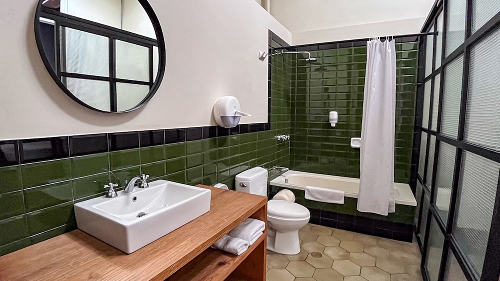 Deluxe Suite, photo 7