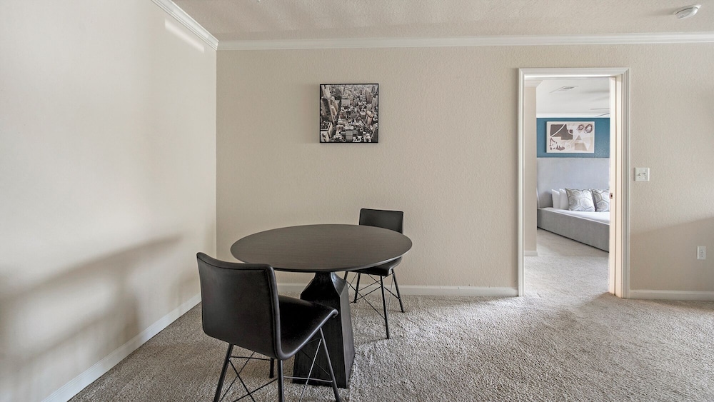 Apartment, 2 Bathrooms (2 Bedrooms) photo 2