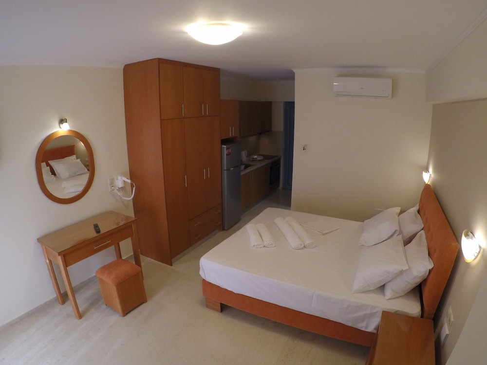 Apartment (First Floor, For 2) photo 1
