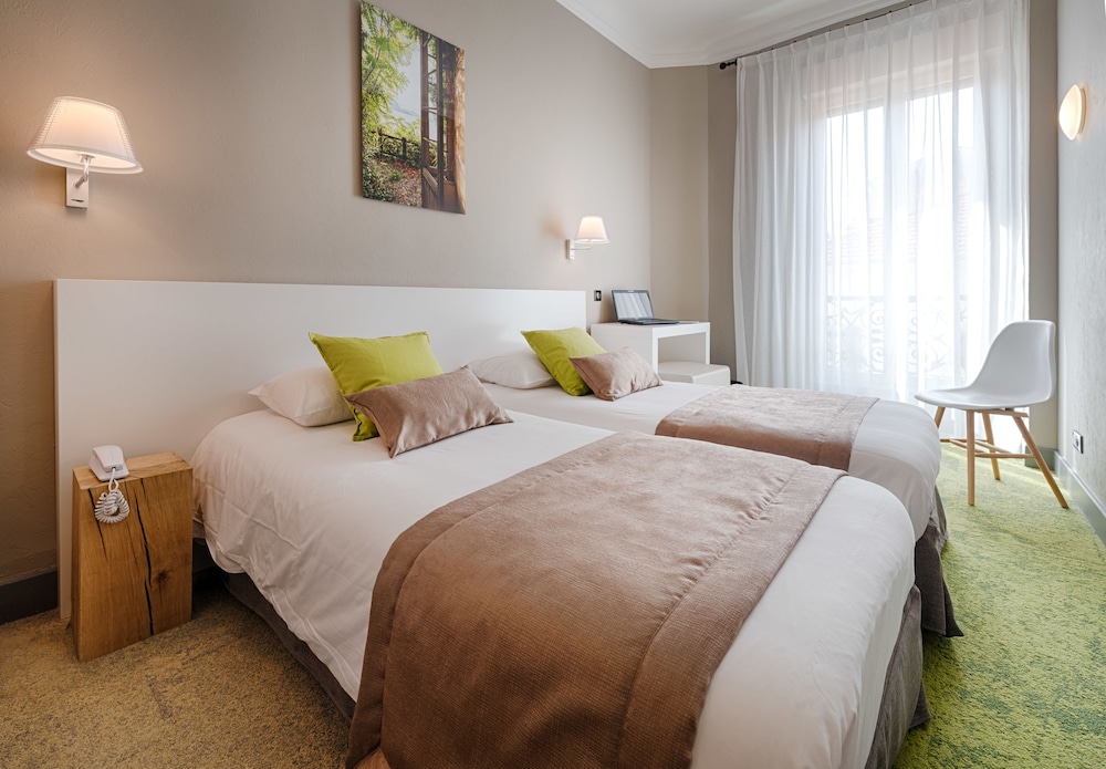 Superior Double Room - Photo 2