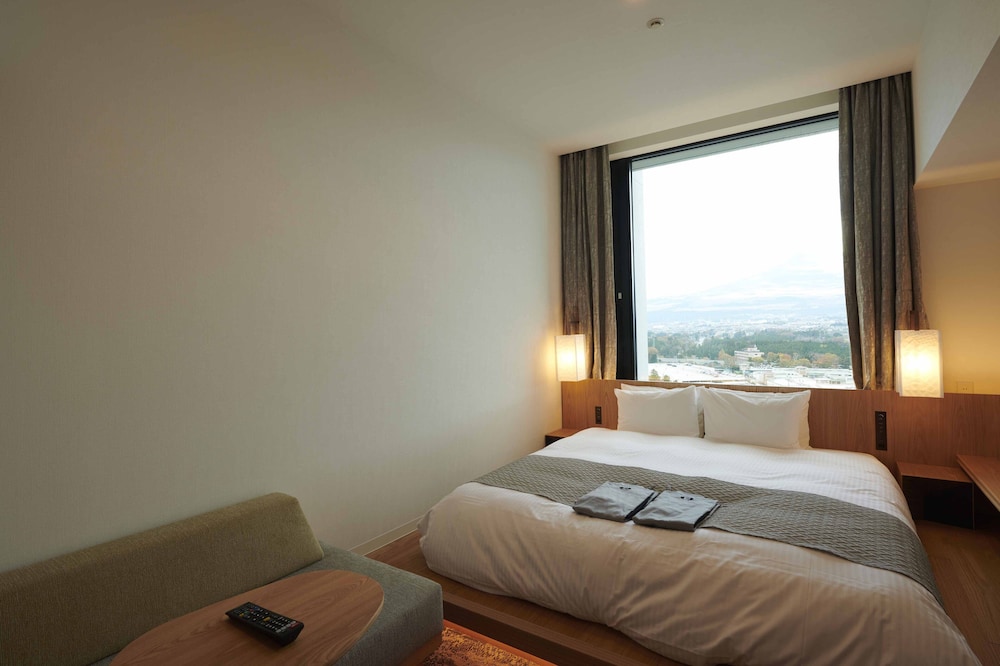 Double Room with Mt.Fuji view, Non Smoking - Photo 7