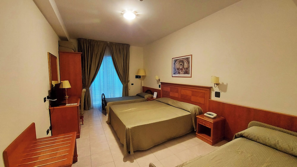 Family Quadruple Room