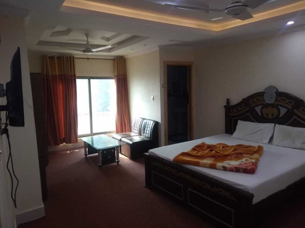 Deluxe Double Room photo 3