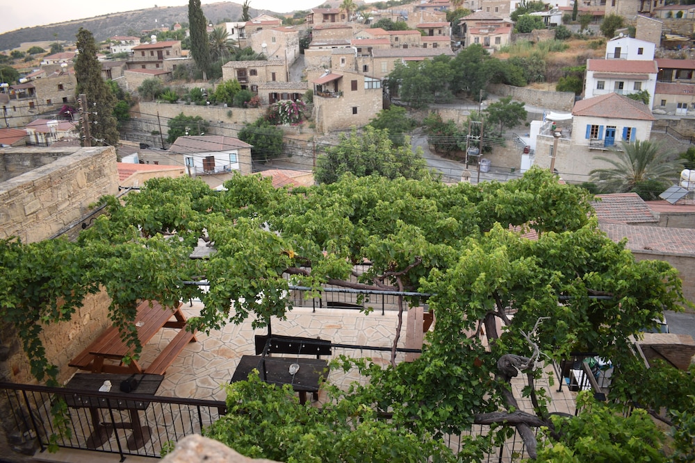 Panoramic Apartment, 1 Double Bed, City View photo 3