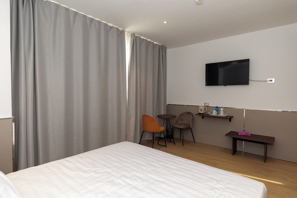 Basic Triple Room
